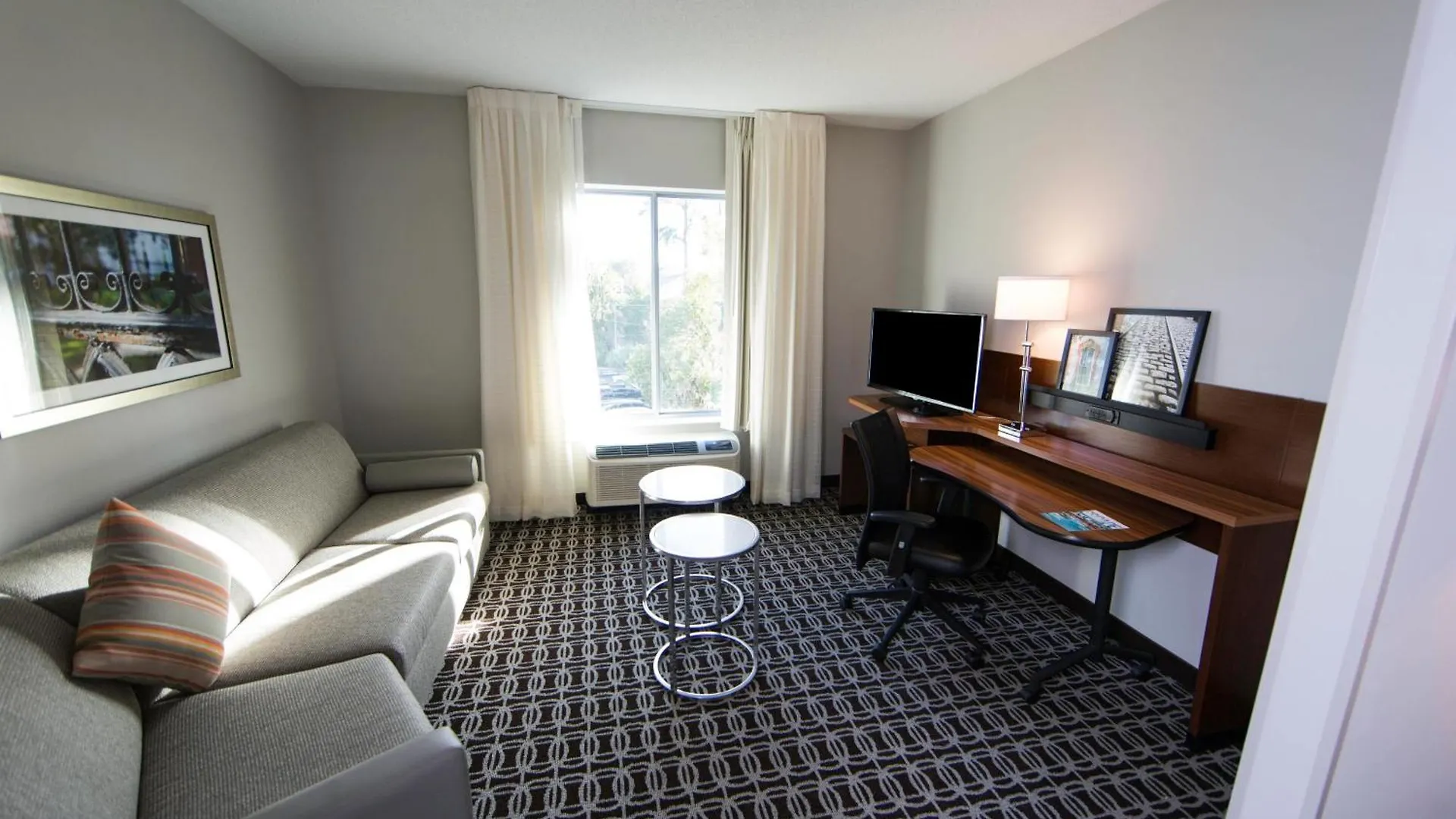 Fairfield Inn & Suites By Marriott Savannah Midtown