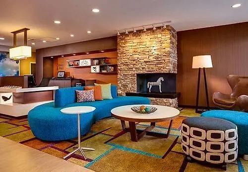 Fairfield Inn & Suites By Marriott Savannah Midtown 3*,  ארצות הברית